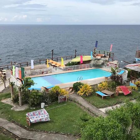 Hostel Lions Mambajao Eksteriør bilde