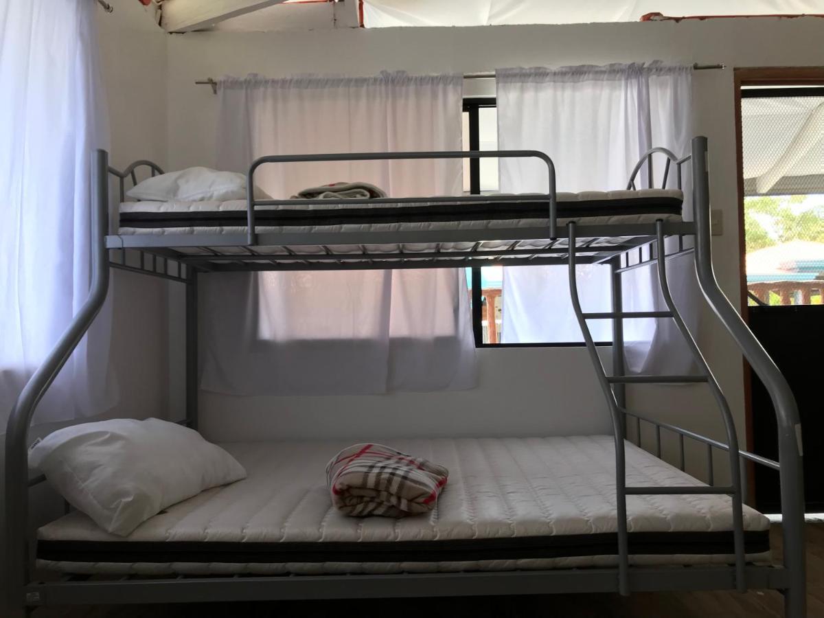 Hostel Lions Mambajao Eksteriør bilde